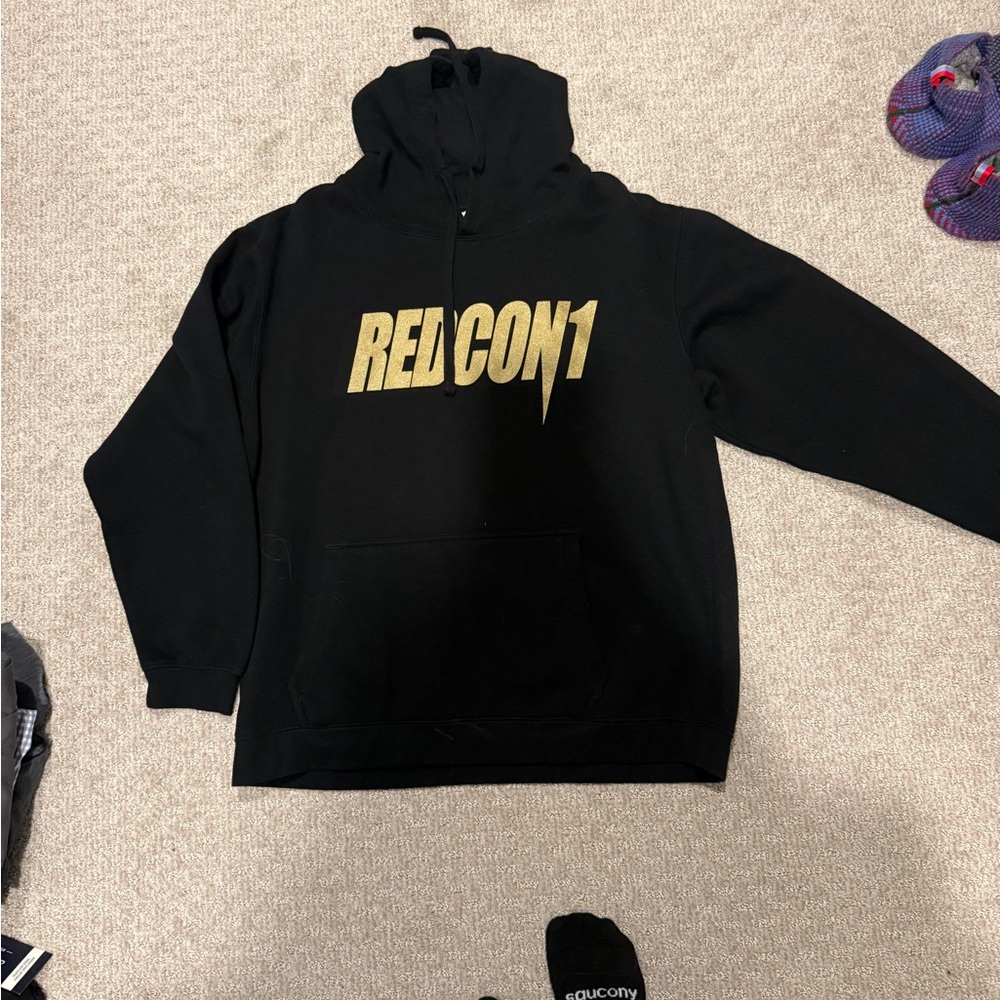 Redcon1 Bodybuilding Black and Gold Men's Hoodie